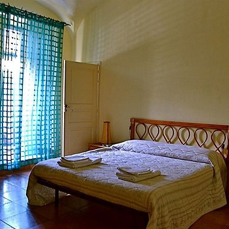 Ivana B&B Catania Kültér fotó